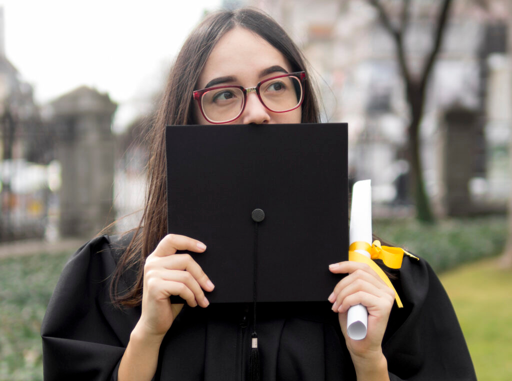 بورسیه چین بدون مدرک زبان