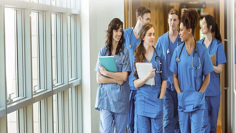 انتخاب هوشمندانه کشورهای مناسب برای تحصیل با همراهی گروه مهاجرتی زینو